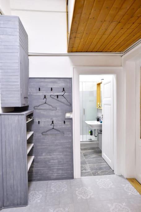 Airy & Bright Flat In Dejvice By Castle Appartamento *