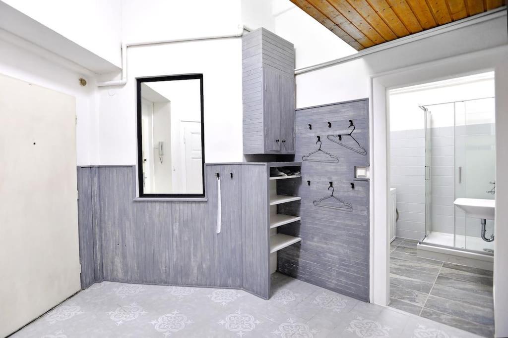 Appartamento Airy & Bright Flat In Dejvice By Castle Praga